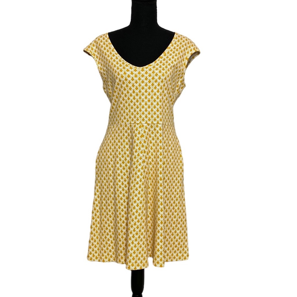 🌷New York & Company Yellow Pattern Sleeveless Fit & Flare Dress M
